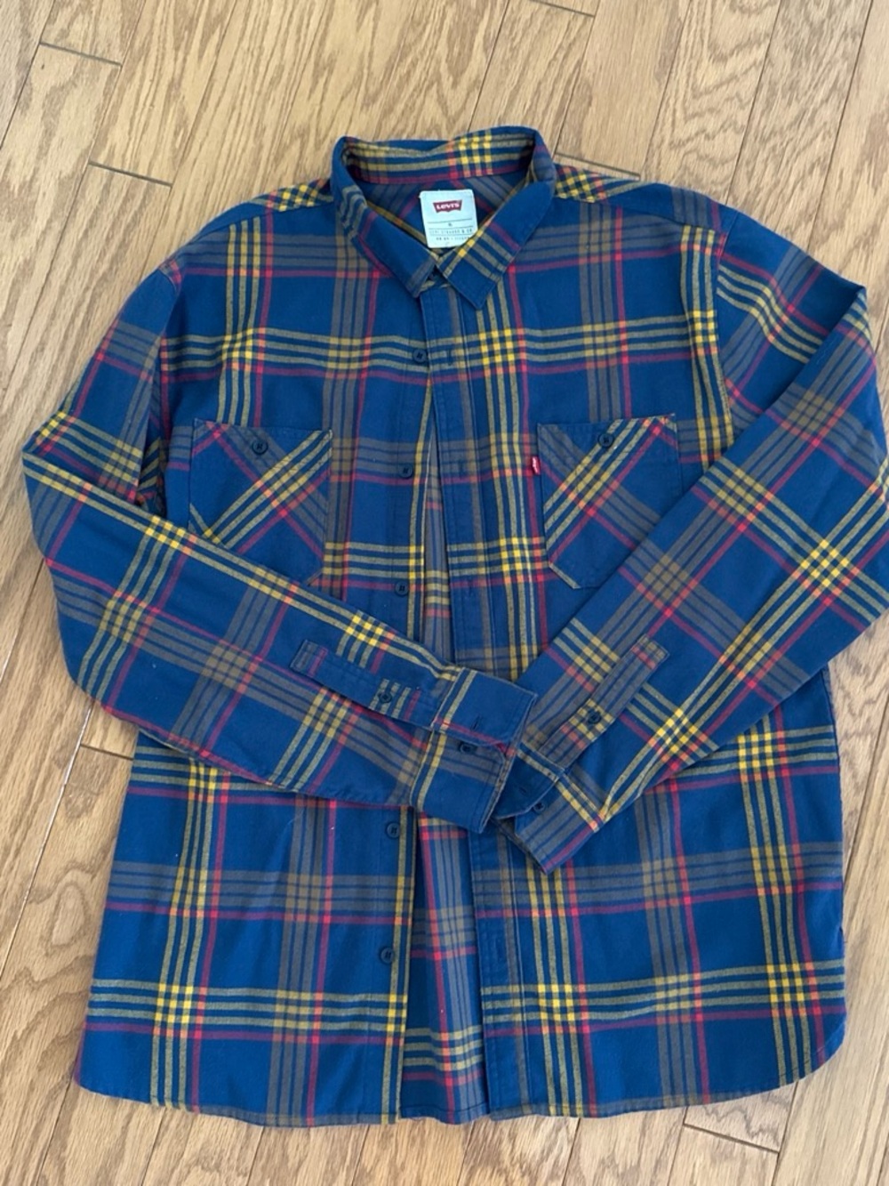 Levi's Men's Blue Plaid Button-Up Shirt